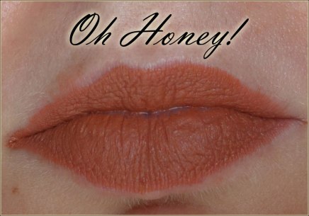 ciate-liquid-velvet-matte-lipstick-oh-honey!-delight-pin-up-4